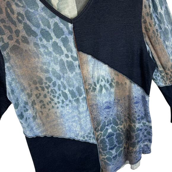Parsley & Sage Navy Blue Leopard Print 3/4 Sleeve V-Neck Patchwork Top Size L - Picture 3 of 6